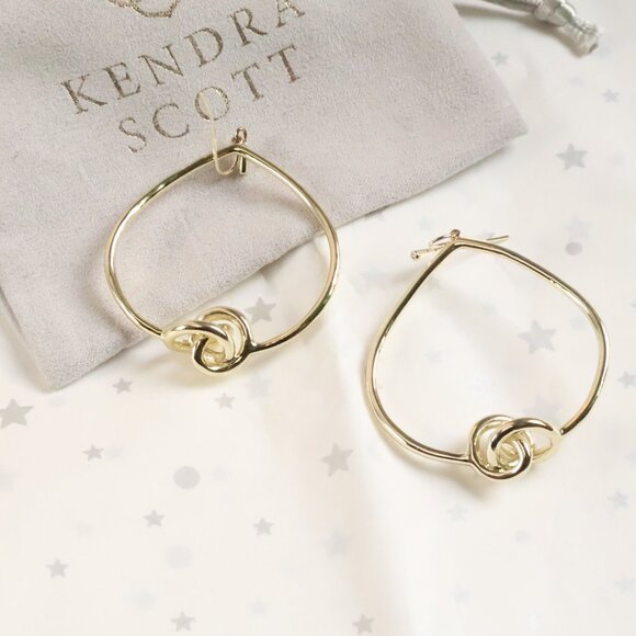 Kendra Scott Gold Earrings 🌼 - Picture 2 of 2